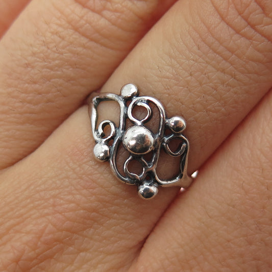 925 Sterling Silver Vintage Swirl Beaded Oxidized Ring Size 6.75