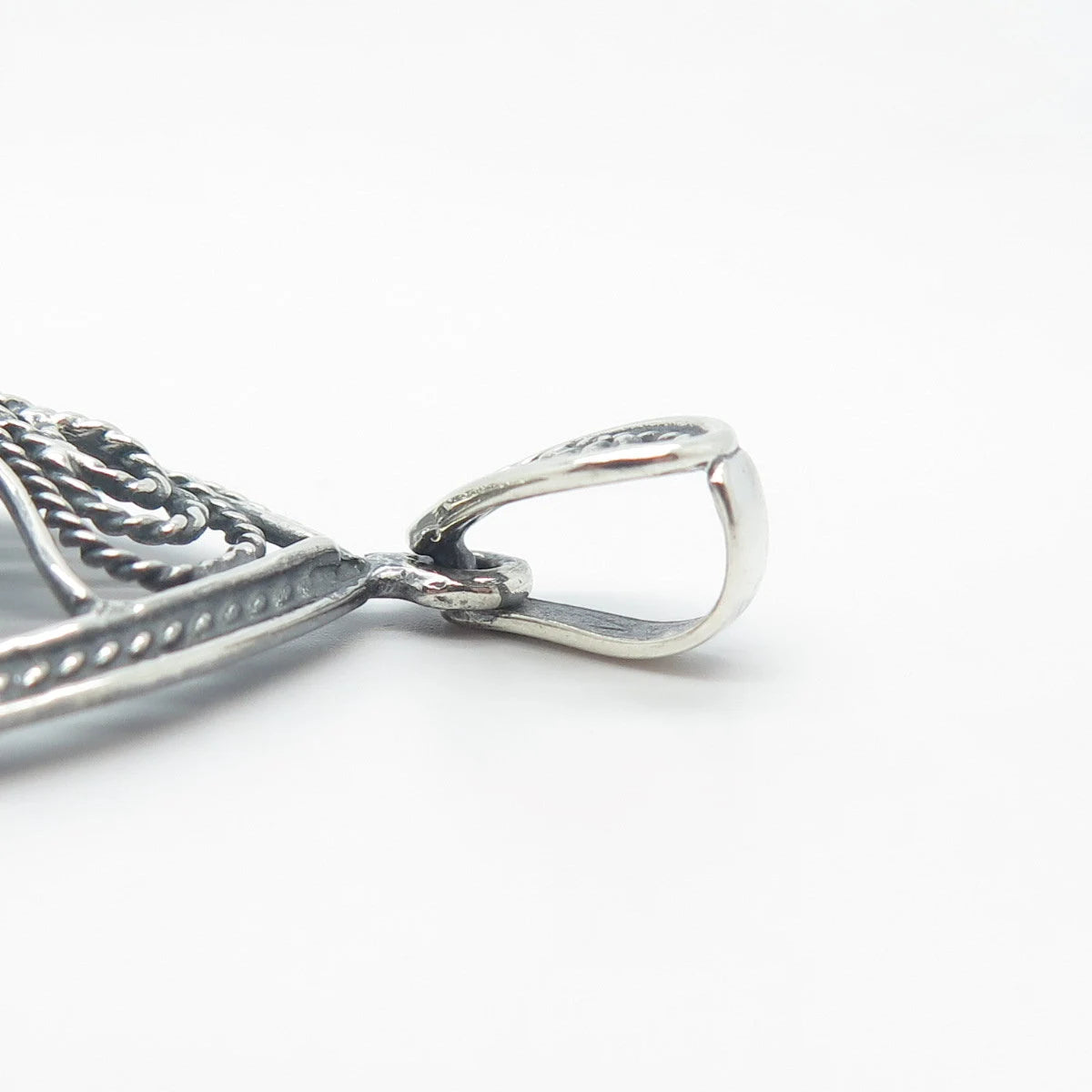 925 Sterling Silver Vintage Twisted Heart Teardrop Pendant
