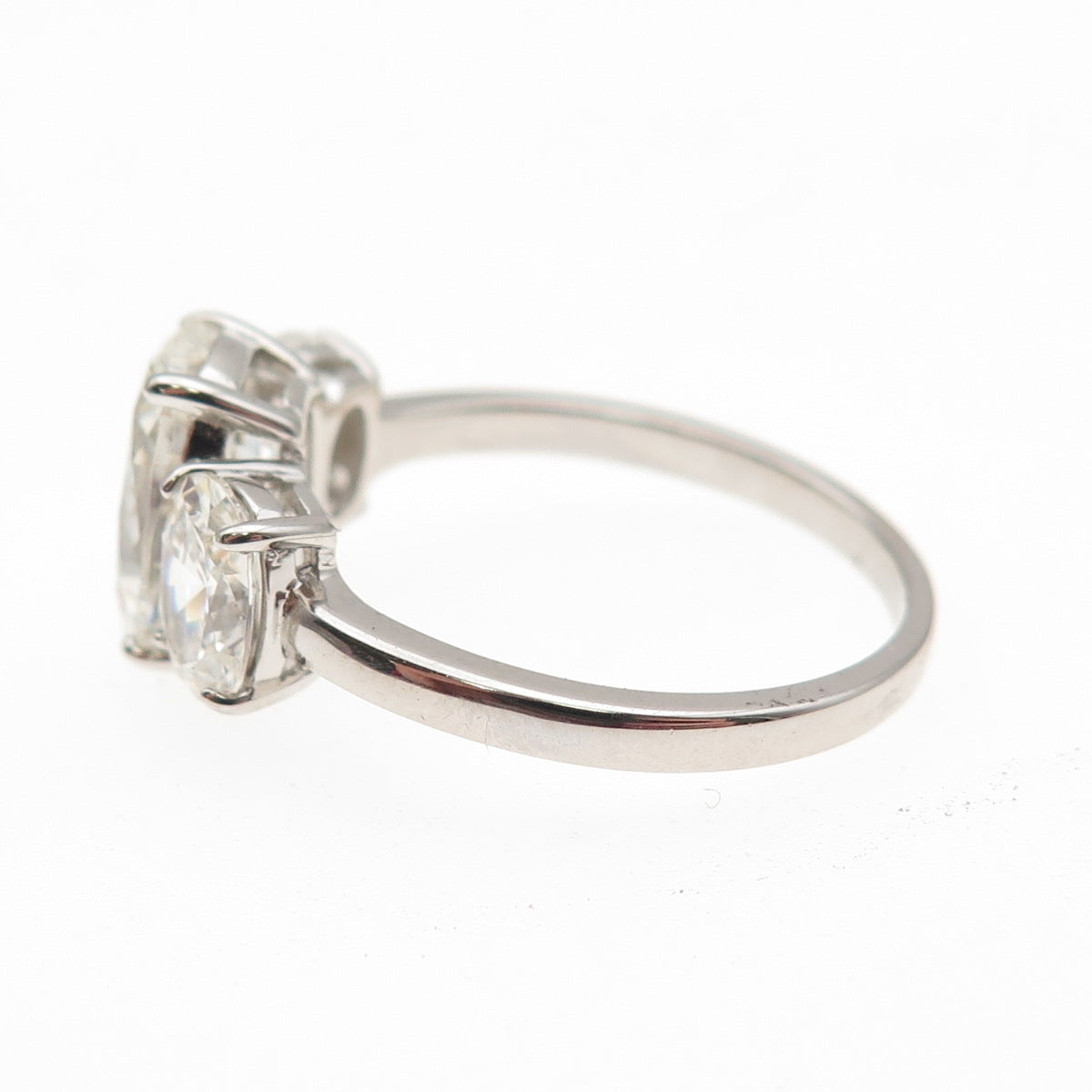 DSMK 925 Sterling Silver Oval-Cut C Z Engagement Ring Size 9.25