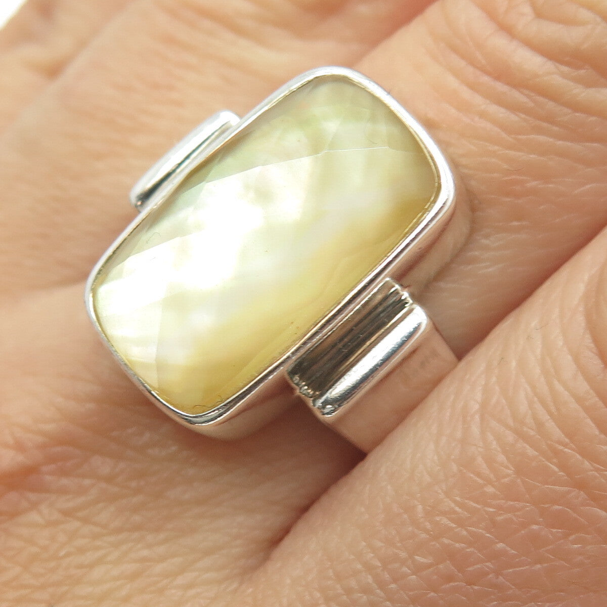 WHITNEY KELLY 925 Sterling Silver Vintage Real Doublet MOP Ring Size 11.25