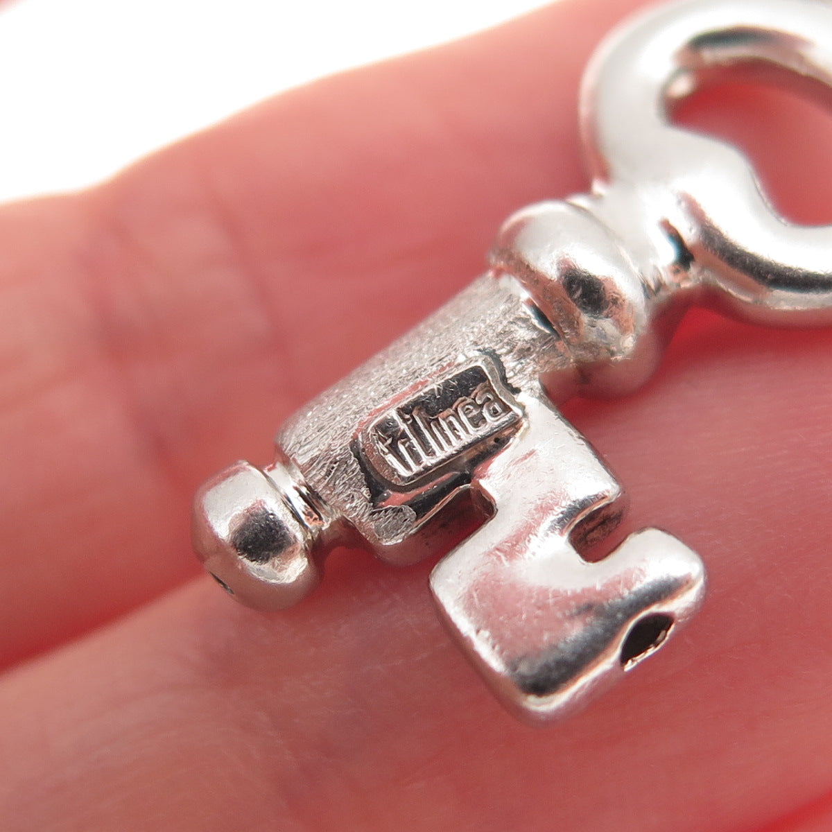 Artlinea 925 Sterling Silver Vintage Key Charm Pendant