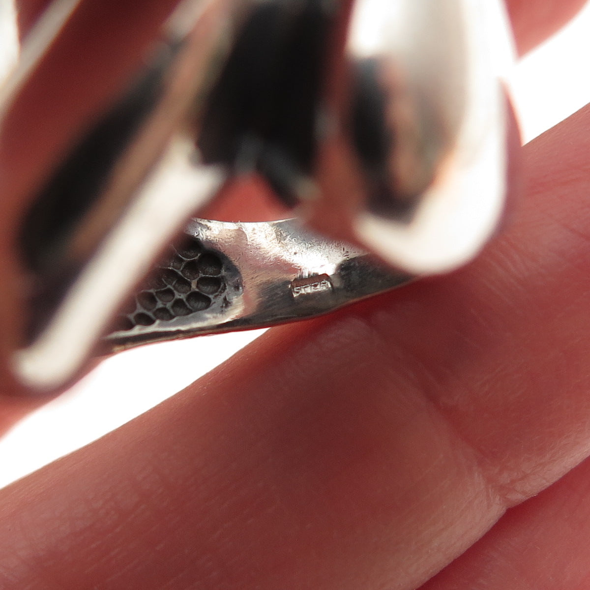 925 Sterling Silver Vintage Modernist Oxidized Ring Size 5.75