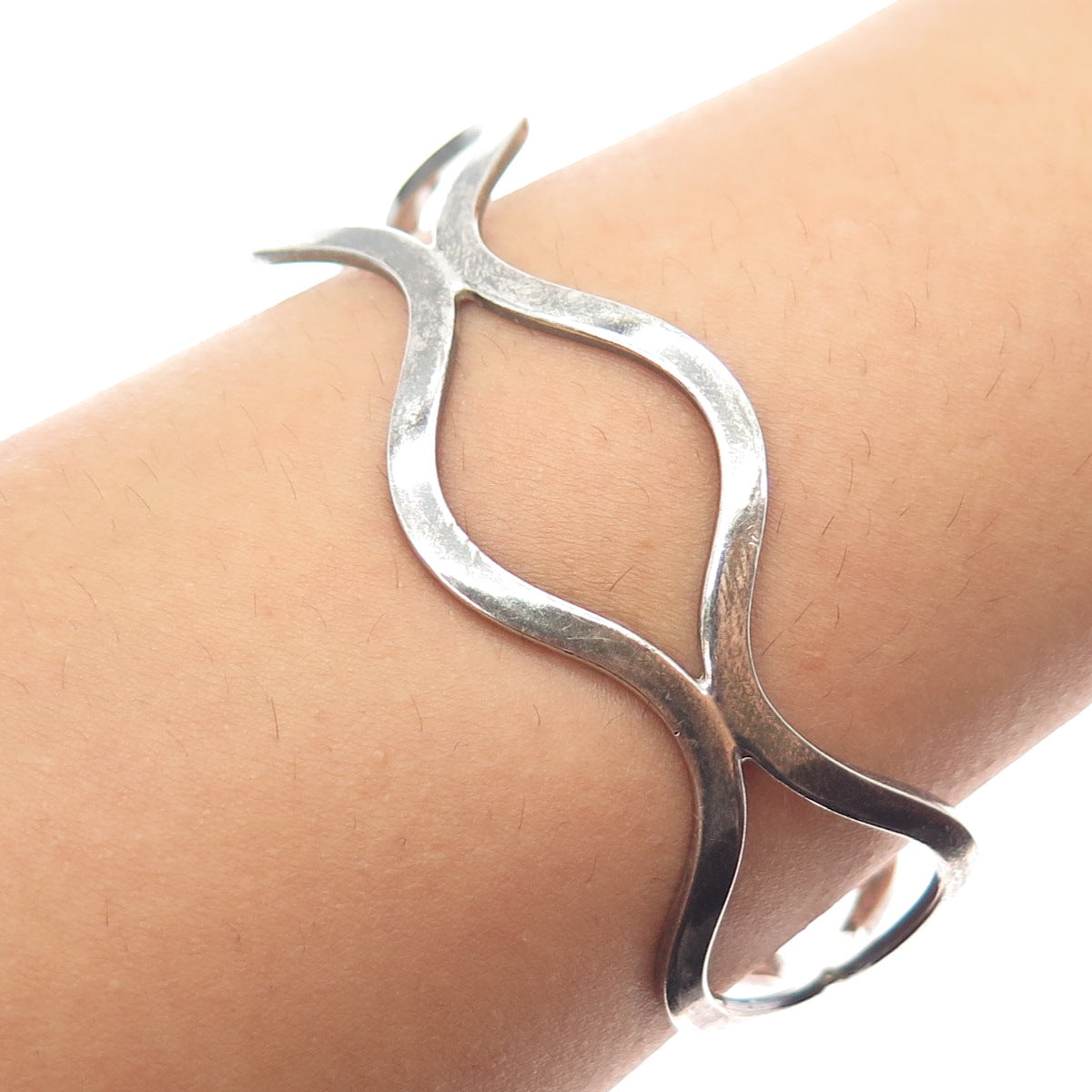 925 Sterling Silver Vintage Modernist Wavy Oxidized Adjustable Cuff Bracelet 7"