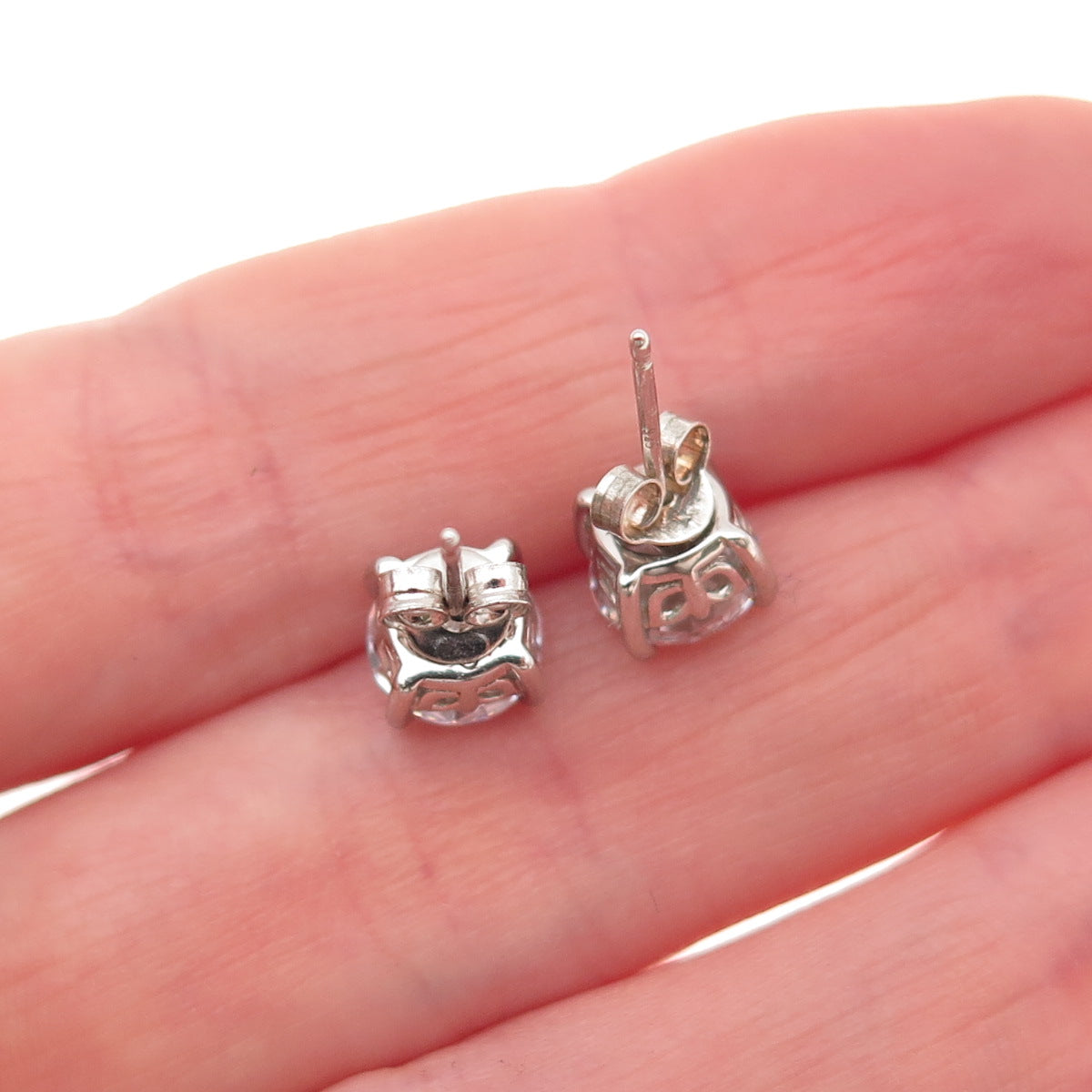 925 Sterling Silver Round-Cut C Z Stud Earrings