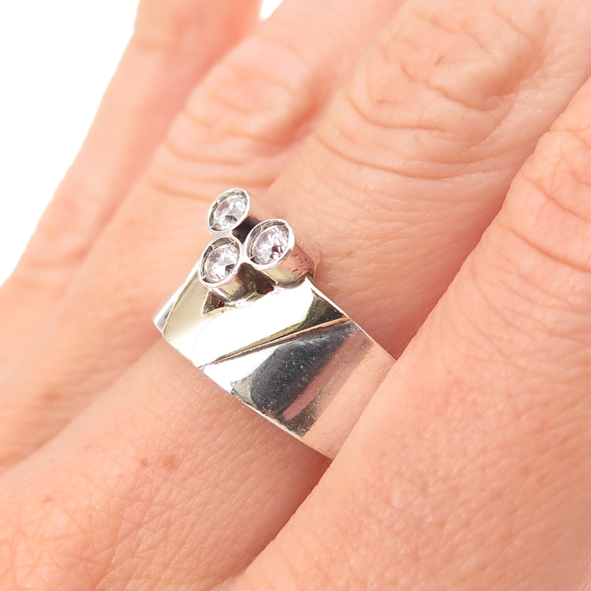 925 Sterling Silver 14K Gold Vintage Round-Cut C Z Modernist Ring Size 7.75