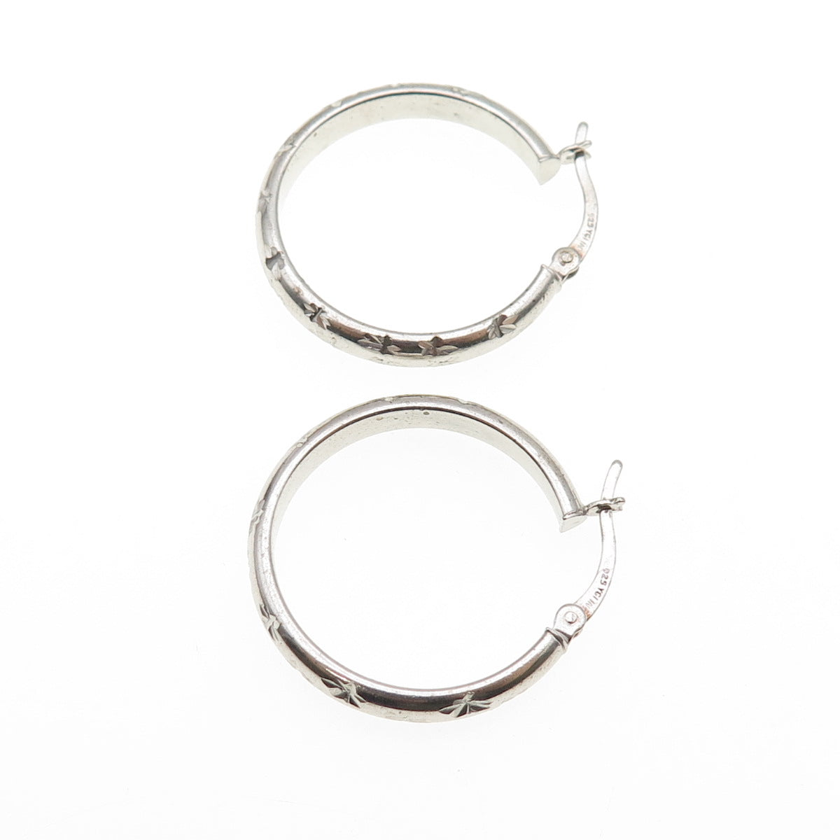 925 Sterling Silver Diamond-Cut Hoop Earrings