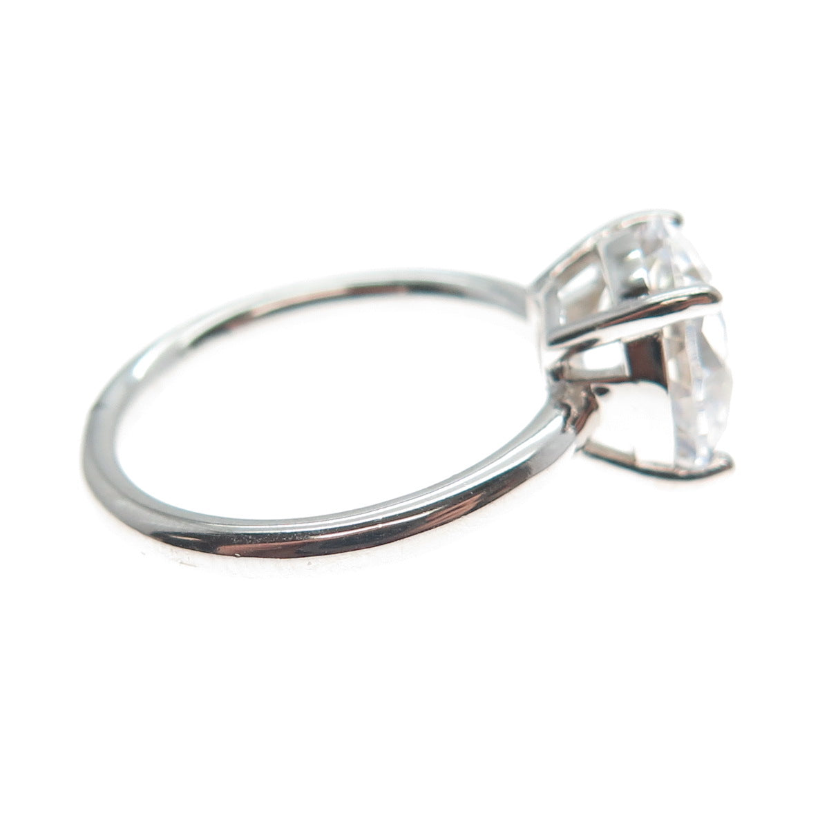 DSMK 925 Sterling Silver Round-Cut Shaped C Z Engagement Ring Size 6.25