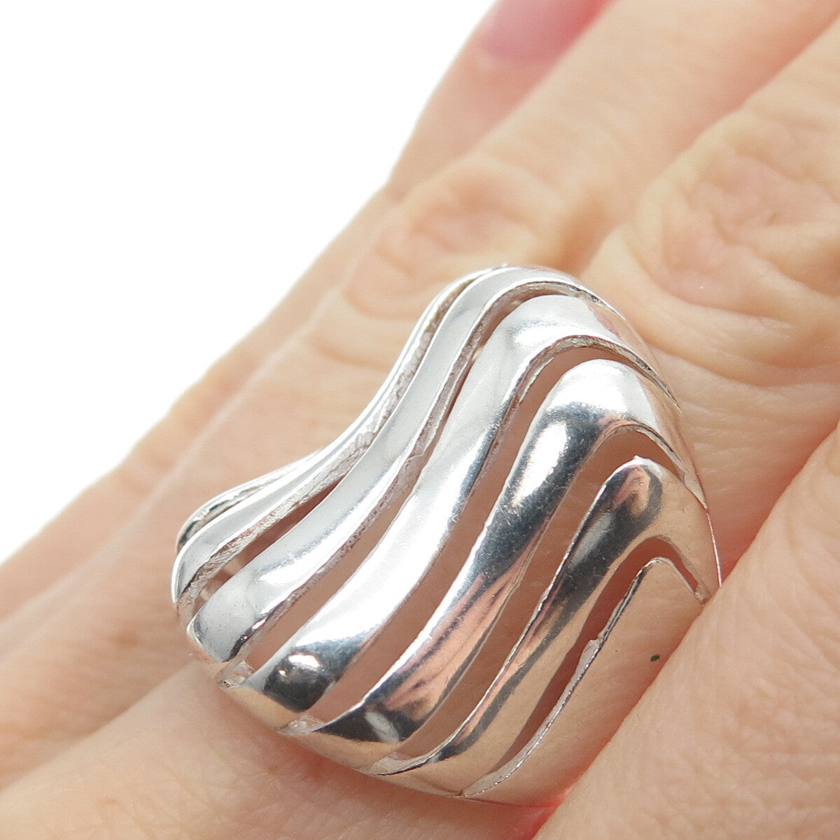 925 Sterling Silver Vintage Modernist Wavy Ring Size 6.25