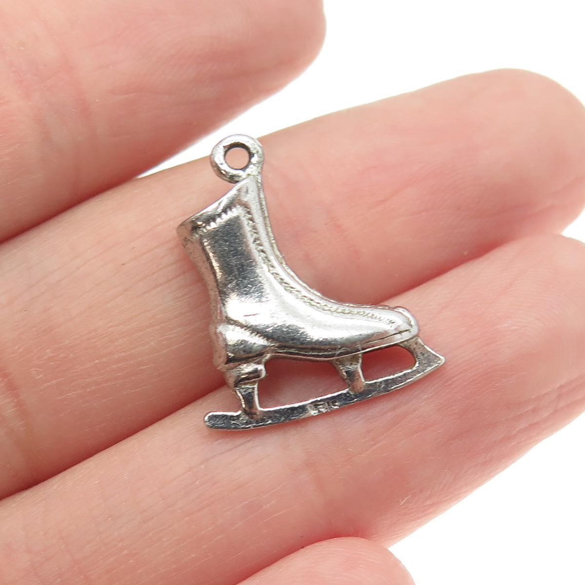 925 Sterling Silver Vintage Ice Skating Shoe 3D Charm Pendant