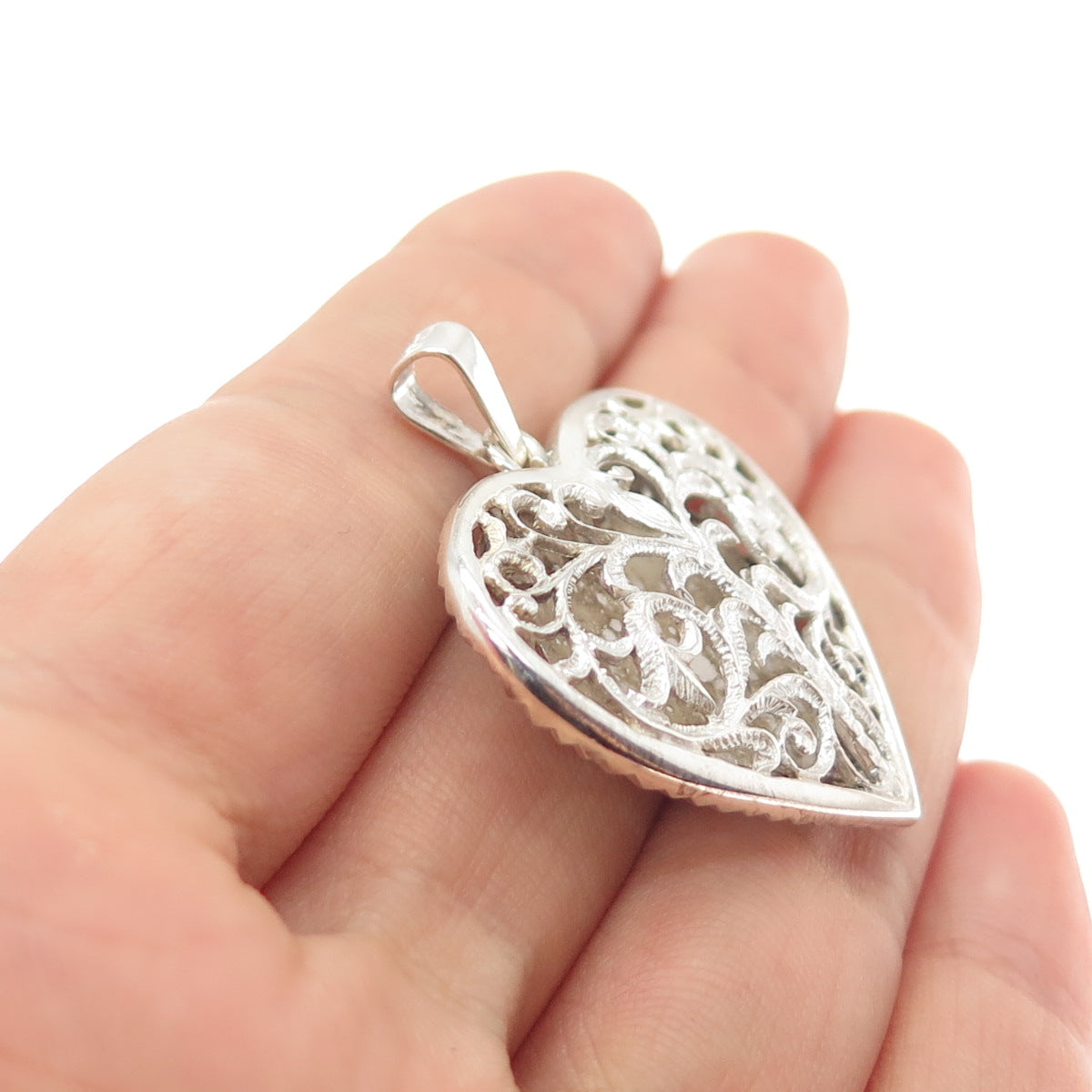 925 Sterling Silver Vintage Floral Heart Charm Pendant