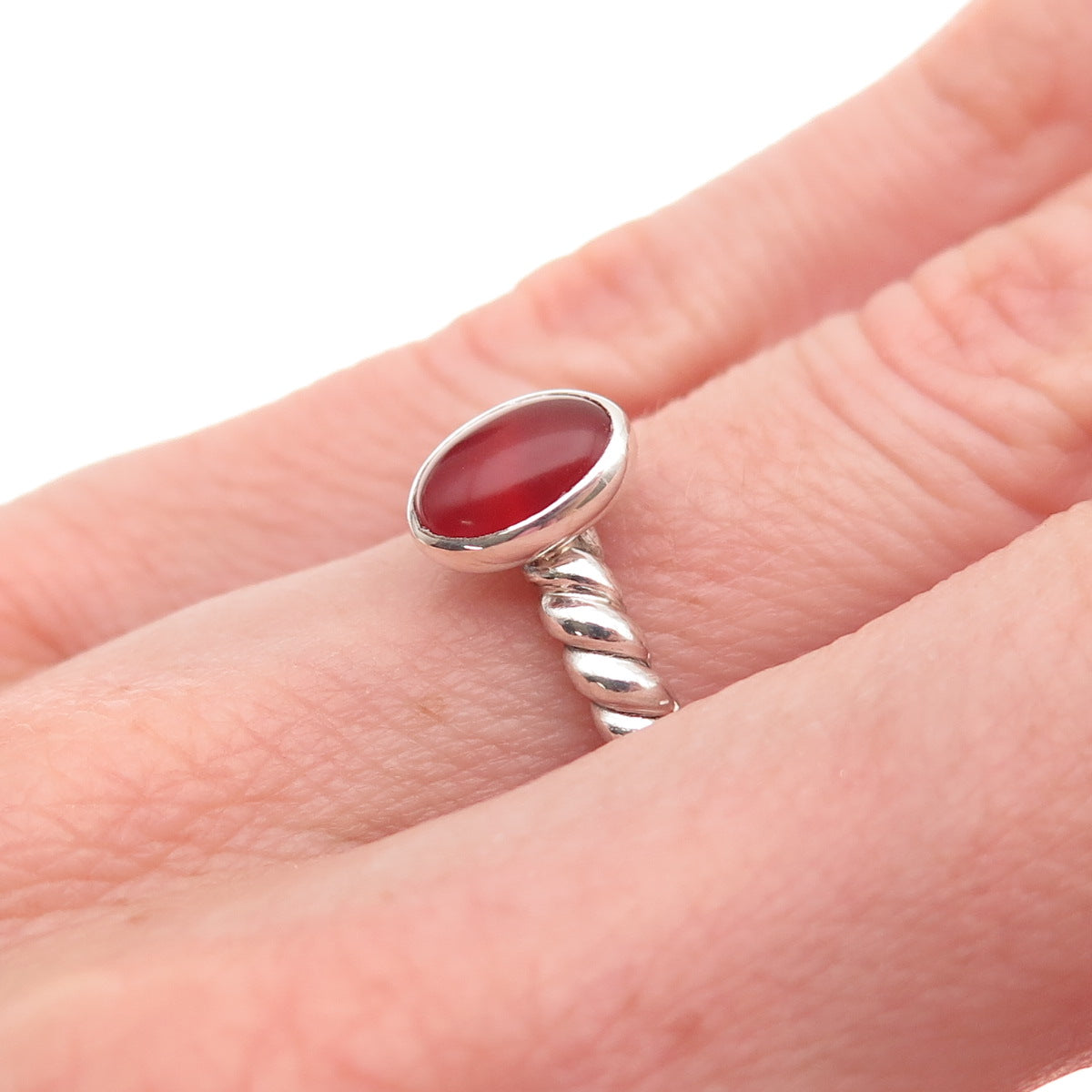 925 Sterling Silver Vintage Real Agate Twisted Oxidized Ring Size 4.75