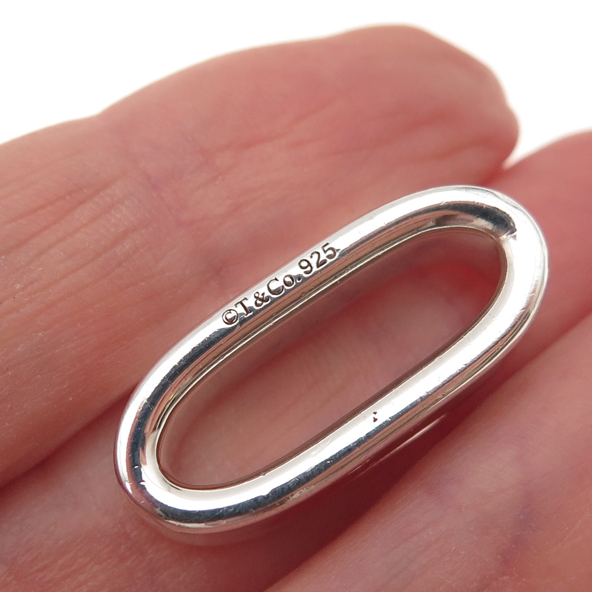 Tiffany & Co. 925 Sterling Silver Vintage 1837 Collection Loop Charm Pendant