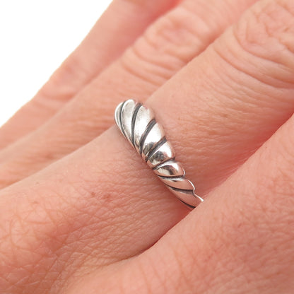 925 Sterling Silver Vintage Modernist Ribbed Oxidized Ring Size 7