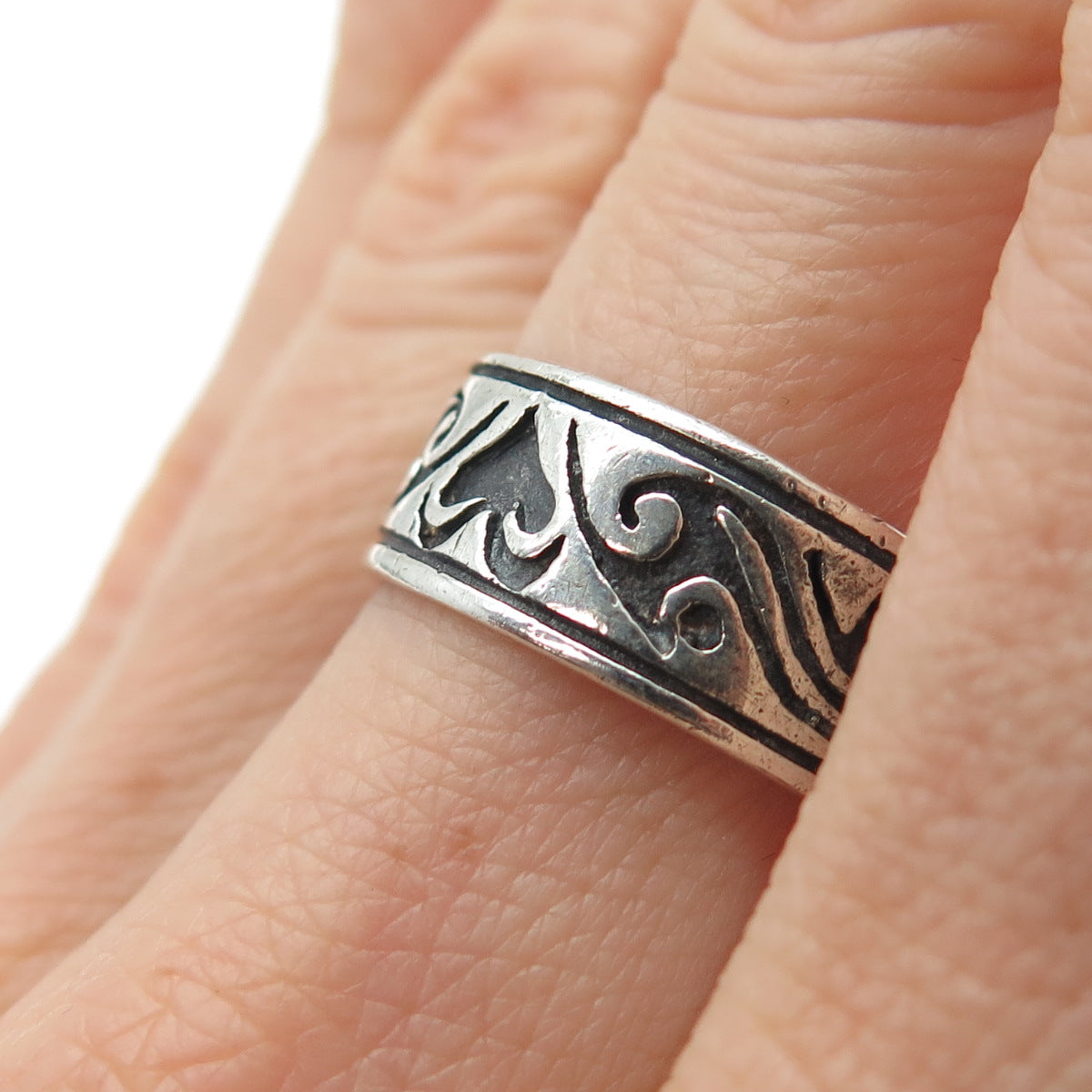 925 Sterling Silver Vintage Spade Oxidized Band Ring Size 8.25
