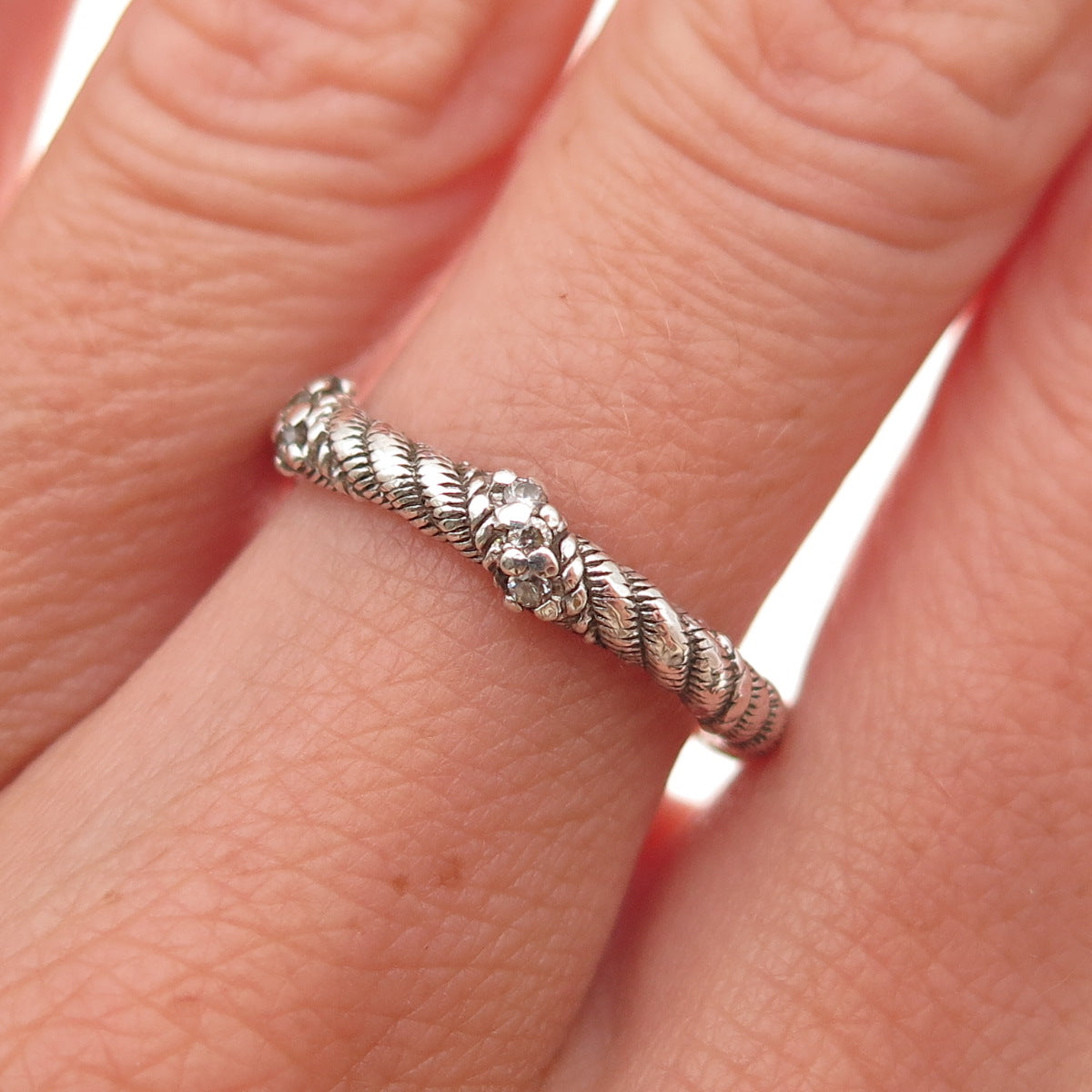 Judith Ripka 925 Sterling Silver Round-Cut C Z Twisted Rope Band Ring Size 7