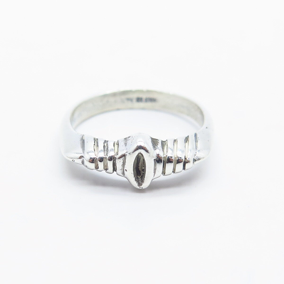 925 Sterling Silver Vintage Ribbed Oval Bar Ring Size 6.75