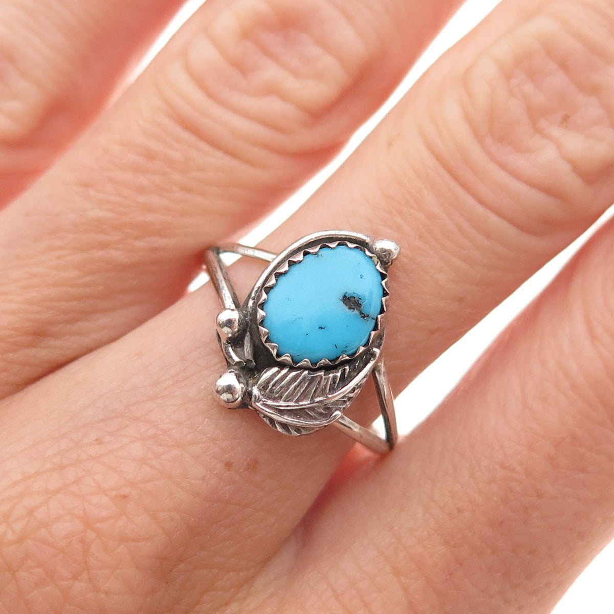 Old Pawn Sterling Silver Vintage Southwestern Turquoise Feather Ring Size 8.5