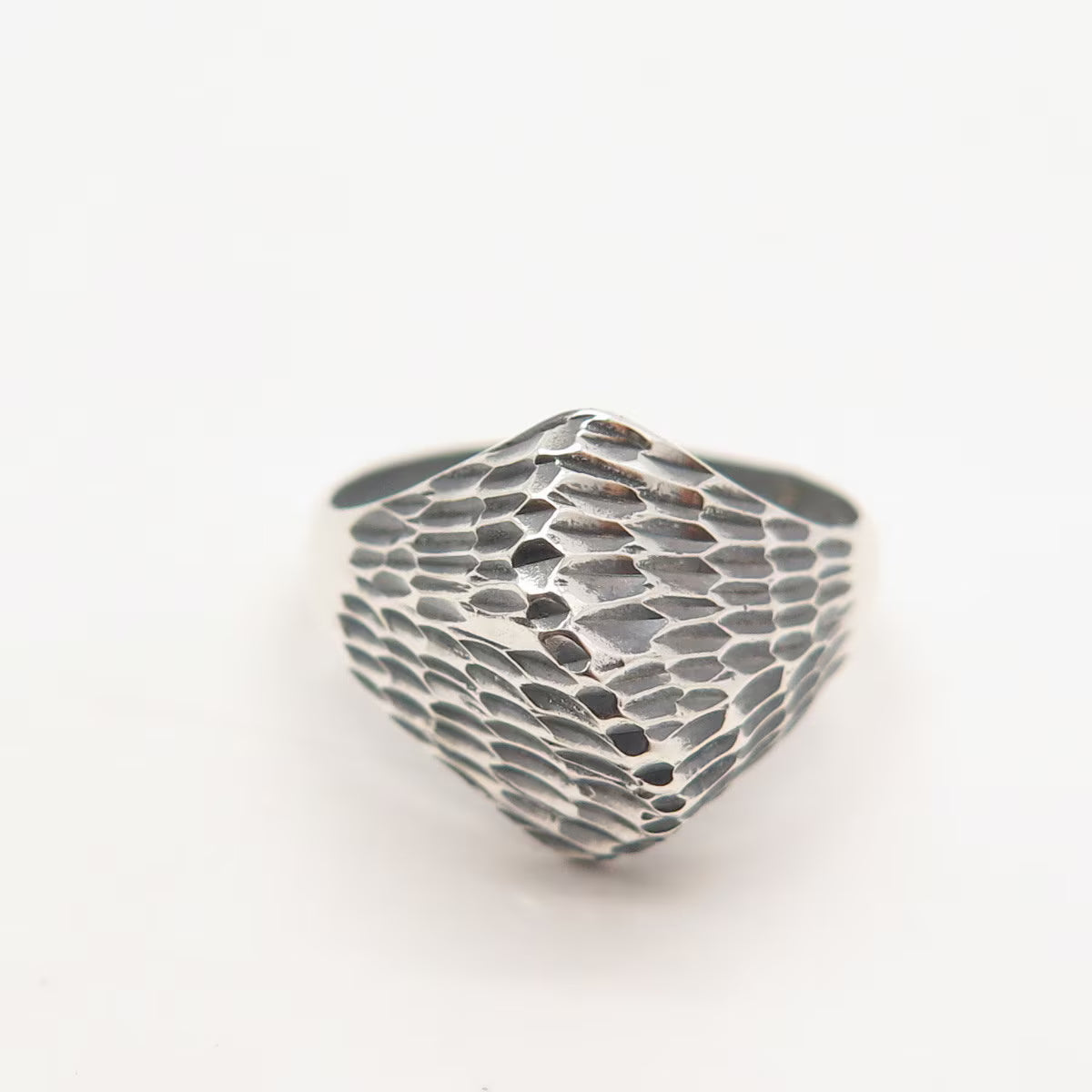 925 Sterling Silver Vintage Honeycomb Ring Size 8