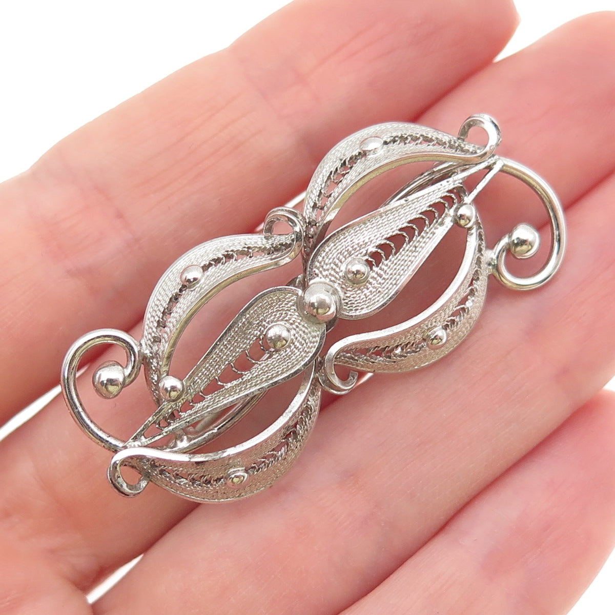 SORRENTO 925 Sterling Silver Vintage Floral Filigree Pin Brooch