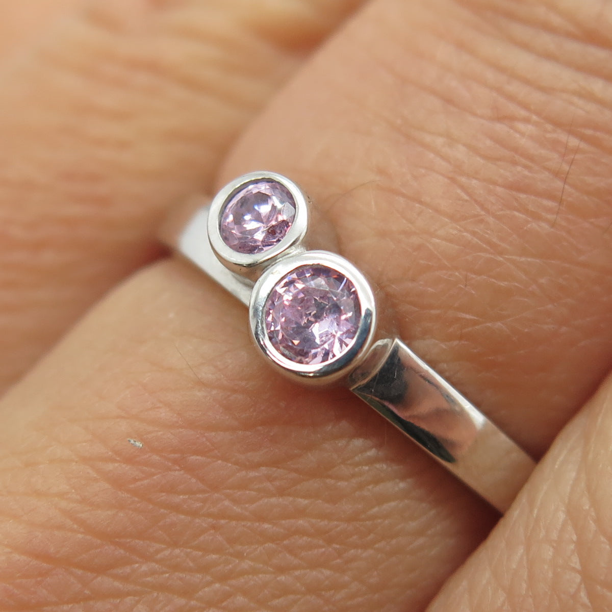 925 Sterling Silver Round-Cut Lavender C Z Ring Size 7