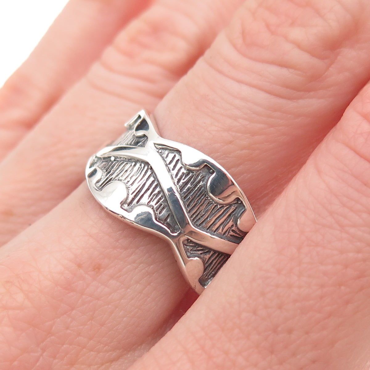 925 Sterling Silver Vintage Modernist Zig Zag Oxidized Band Ring Size 10.25