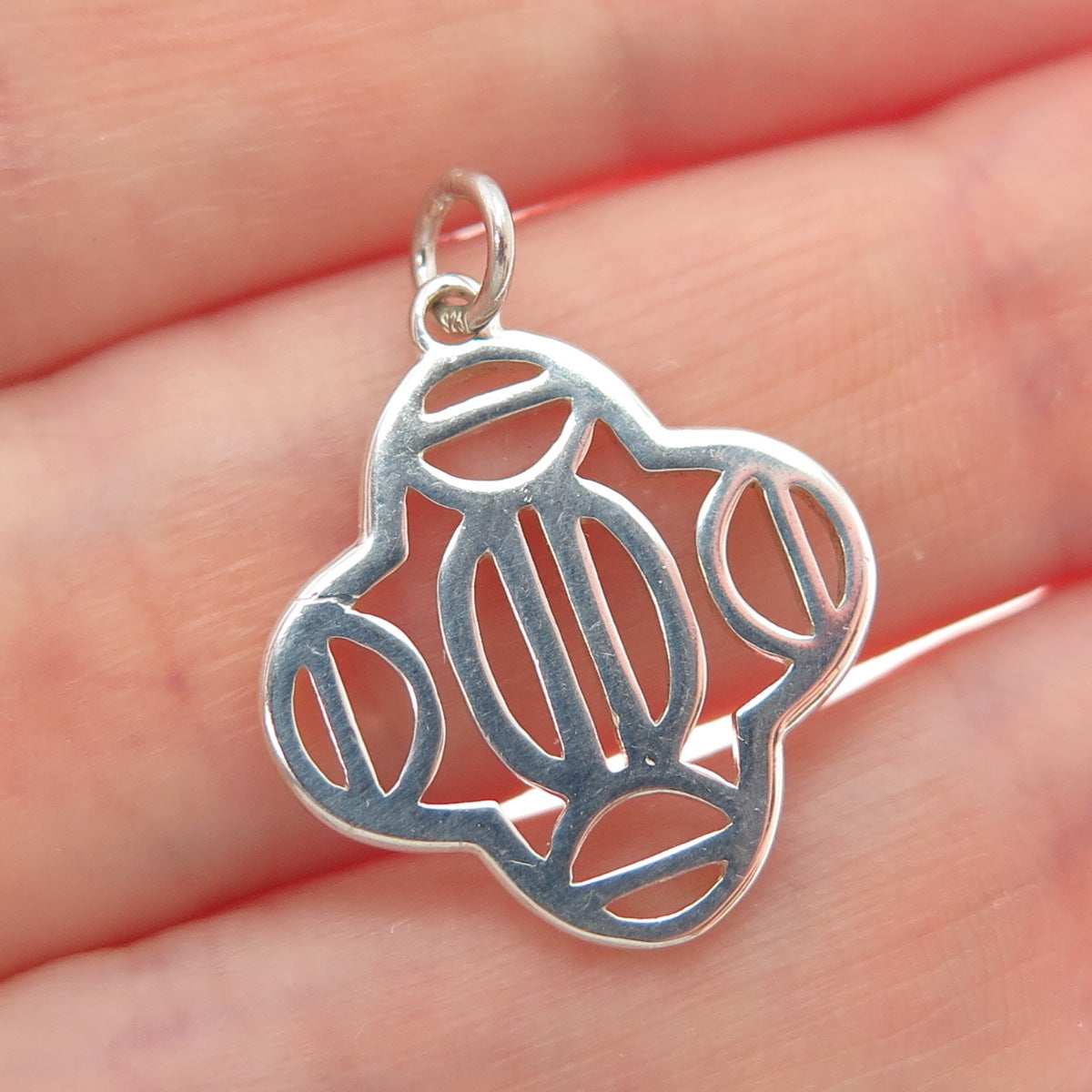925 Sterling Silver Vintage Ornate Flower Charm Pendant