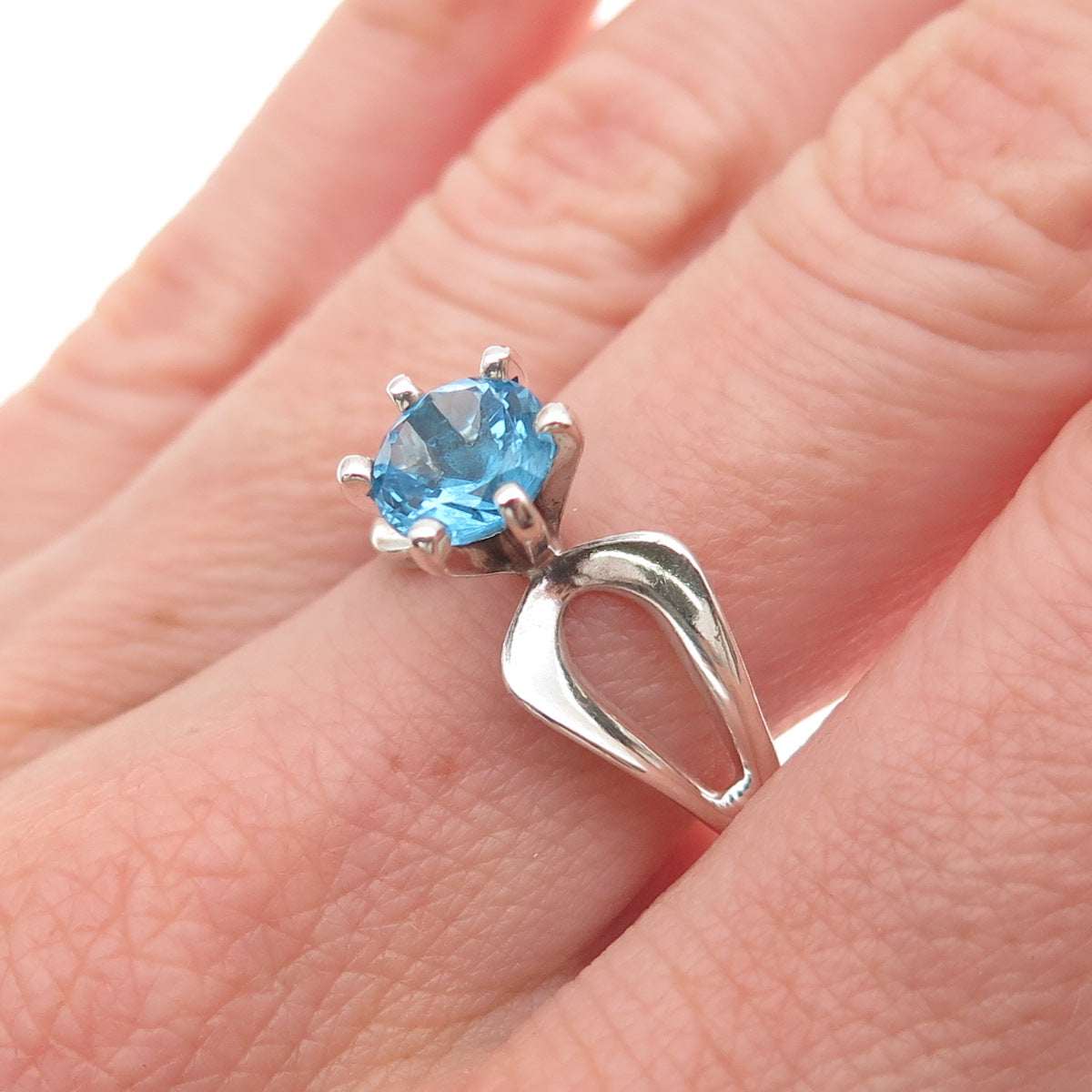 925 Sterling Silver Vintage Real Round-Cut Blue Topaz Modernist Ring Size 7