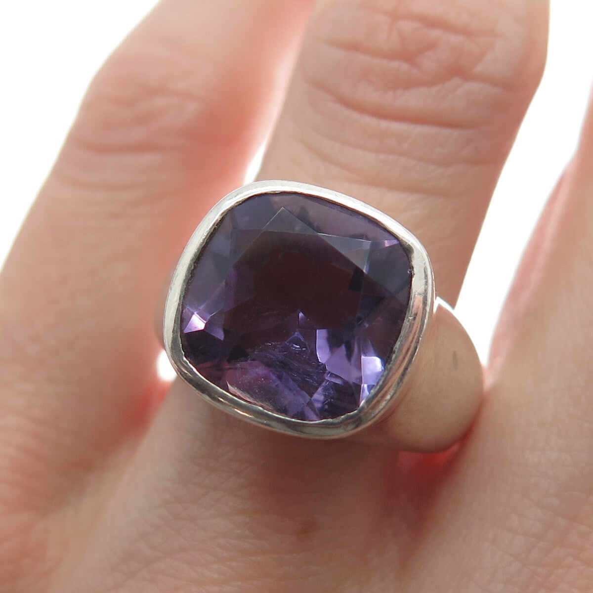SAJEN 925 Sterling Silver Vintage Real Cushion-Cut Amethyst Ring Size 7
