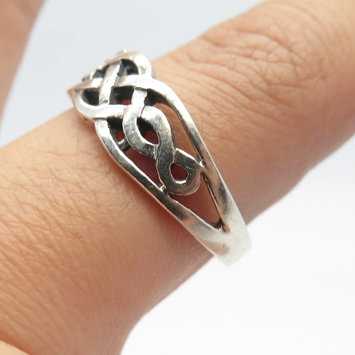 925 Sterling Silver Vintage Celtic Ring Size 9.75