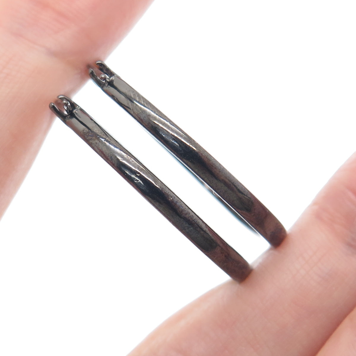 925 Sterling Silver Black Rhodium Round-Cut C Z Hoop Earrings