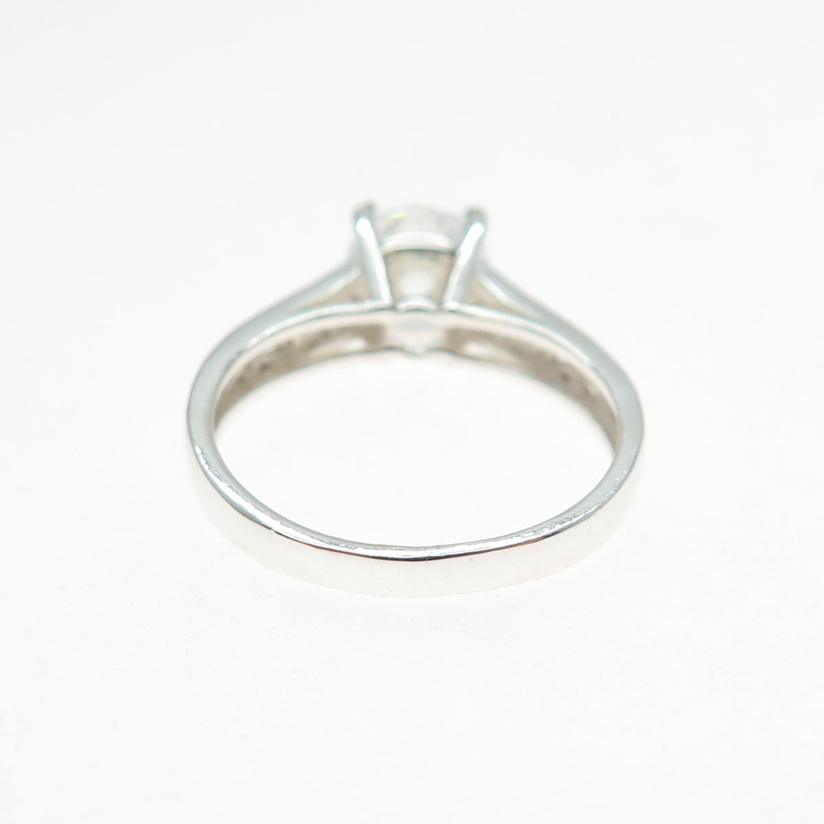 925 Sterling Silver Round-Cut C Z Engagement Ring Size 6