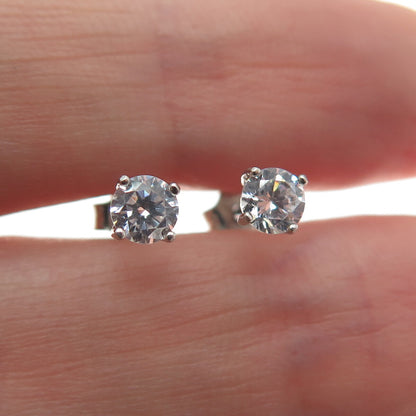HAN 925 Sterling Silver Round-Cut C Z Stud Earrings