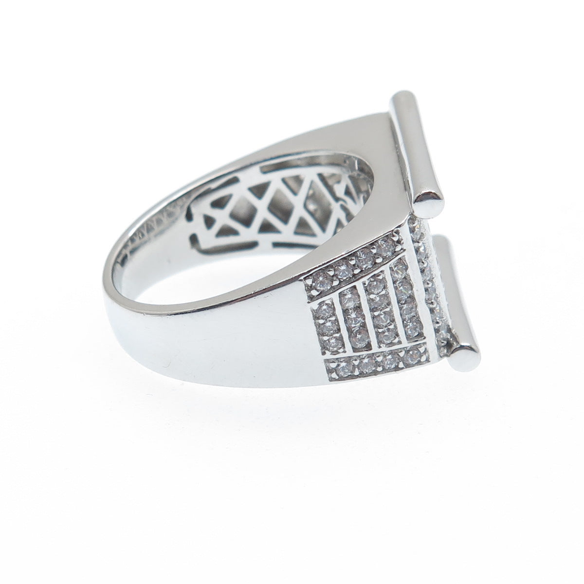 925 Sterling Silver Round-Cut Shaped C Z Sparkle Signet Ring Size 9.5