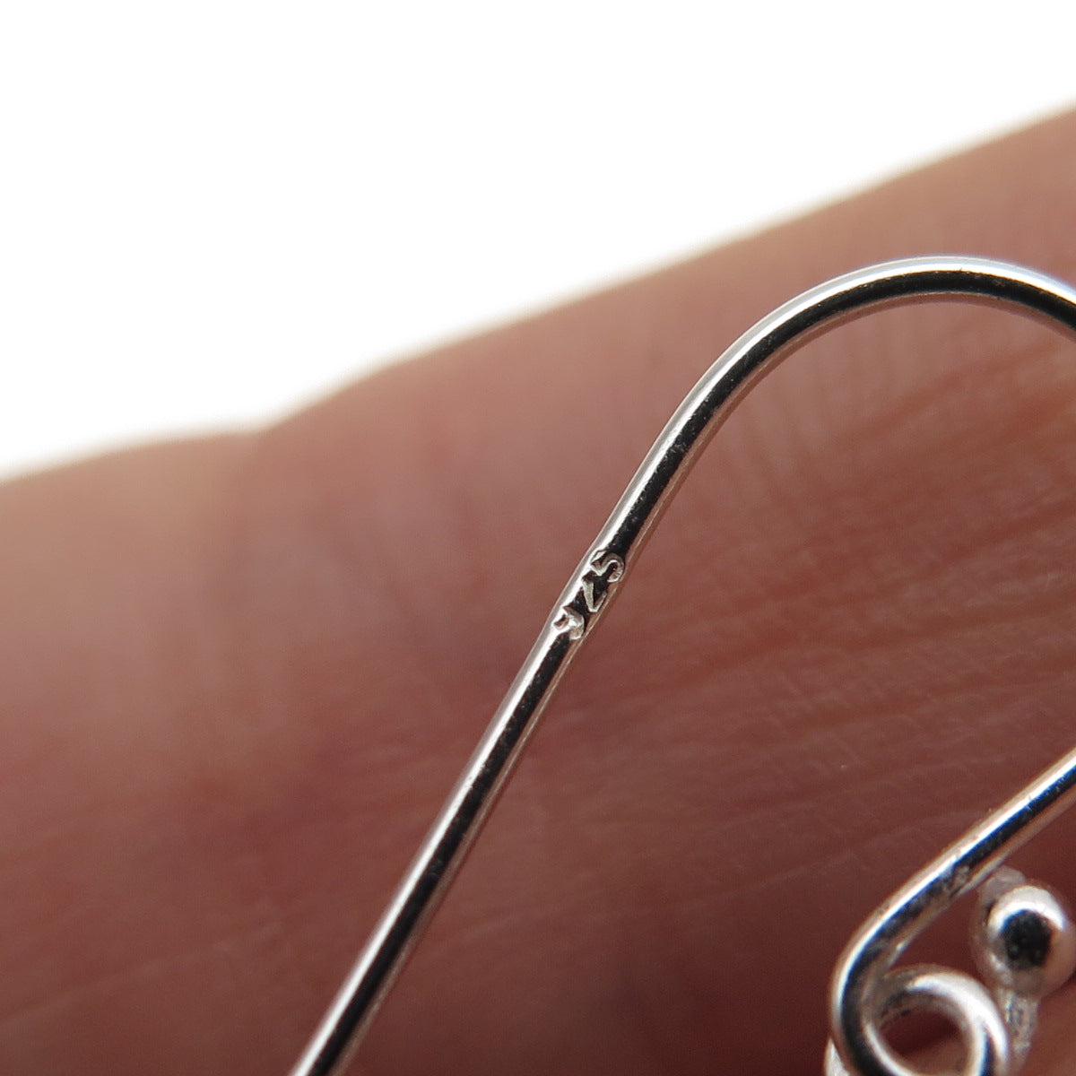 925 Sterling Silver Oval & Heart Dangle Earrings