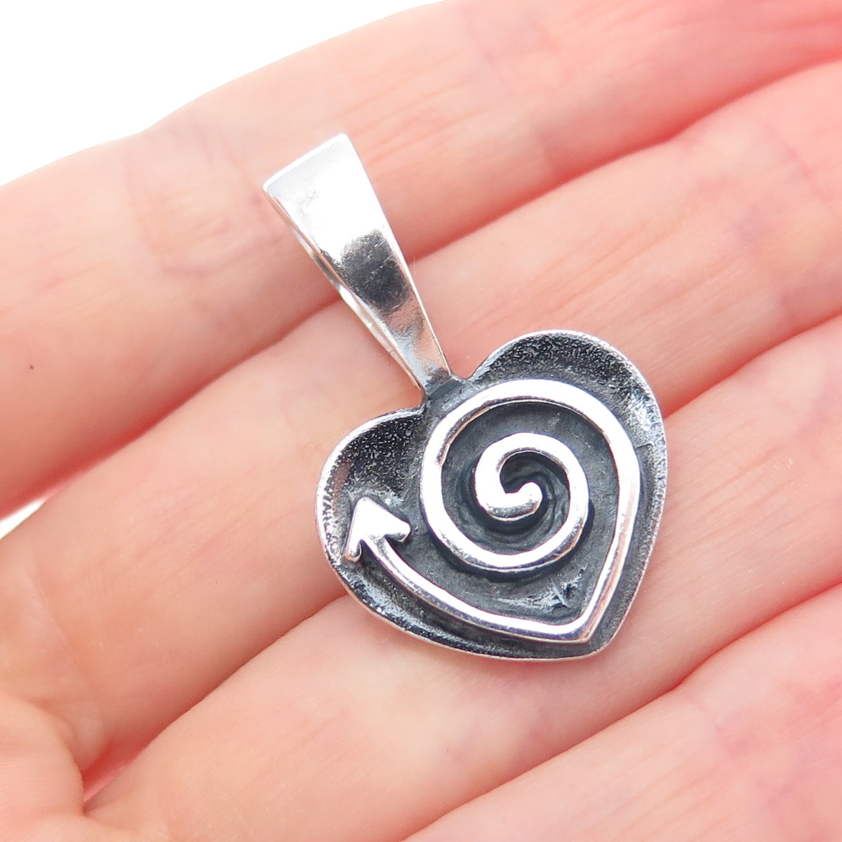SILPADA 925 Sterling Silver Vintage Heart Spiral Oxidized Charm Pendant