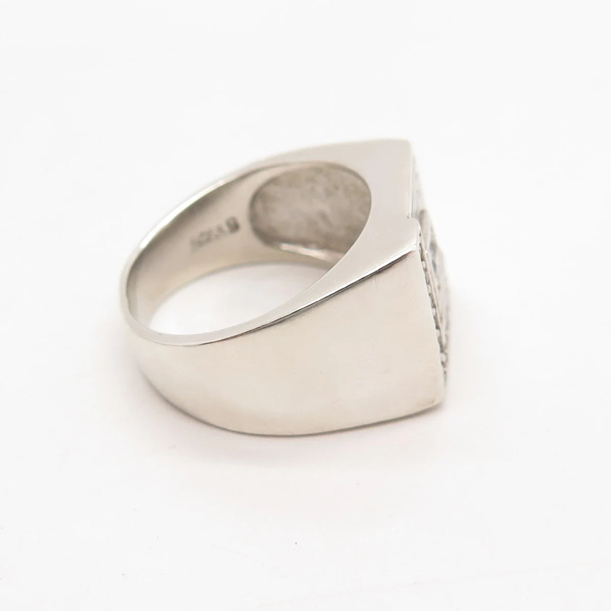 925 Sterling Silver Vintage Round-Cut C Z Ring Size 9