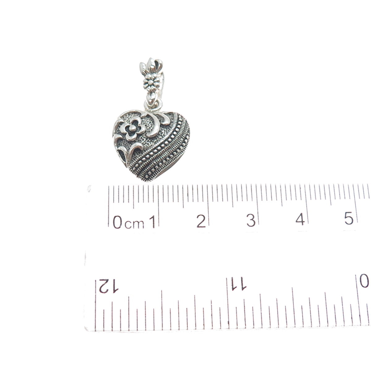 CHARLES WINSTON 925 Sterling Silver Vintage Flower Heart Oxidized Charm Pendant