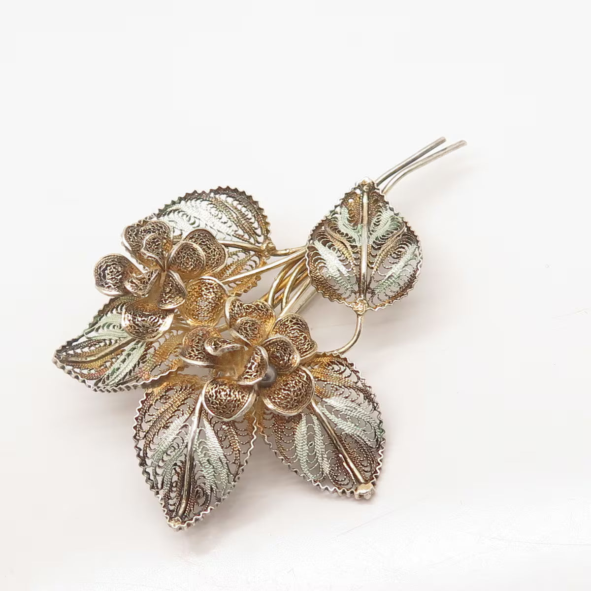 800 Silver Vintage Filigree Floral Pin Brooch