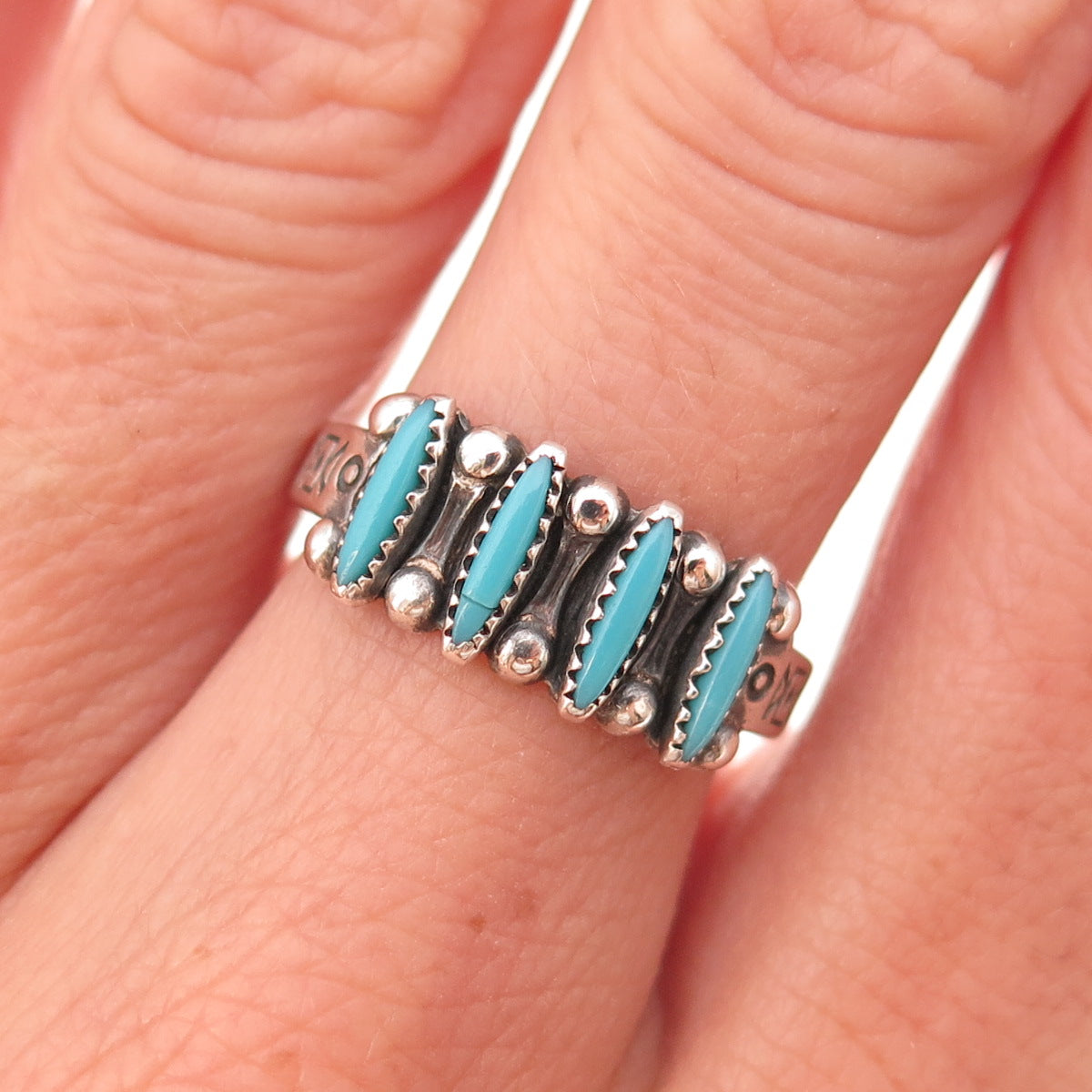Bell Trading Post Old Pawn Sterling Vintage Turquoise Needlepoint Ring Size 7