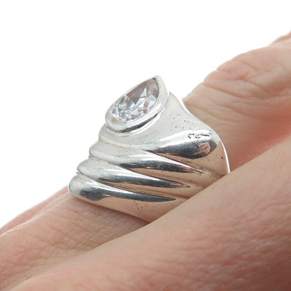925 Sterling Silver Vintage Pear-Cut Shaped C Z Ribbed Modernist Ring Size 9