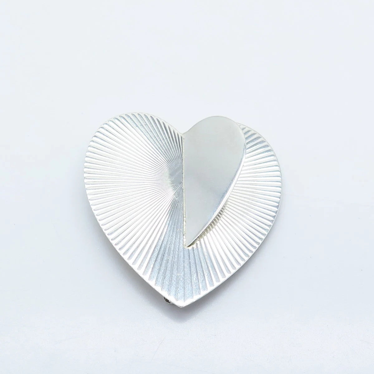 925 Sterling Silver Vintage EDI Striped Heart Pin Brooch