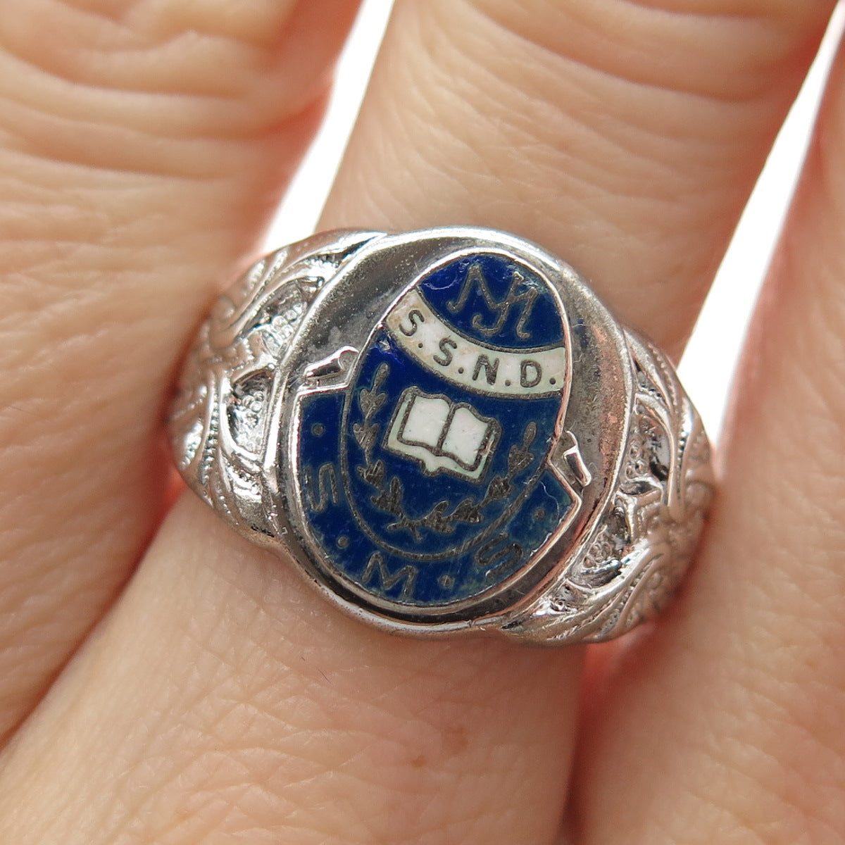 SK & F 925 Sterling Silver Vintage 1980 Enamel St. Mary School Ring Size 7.75