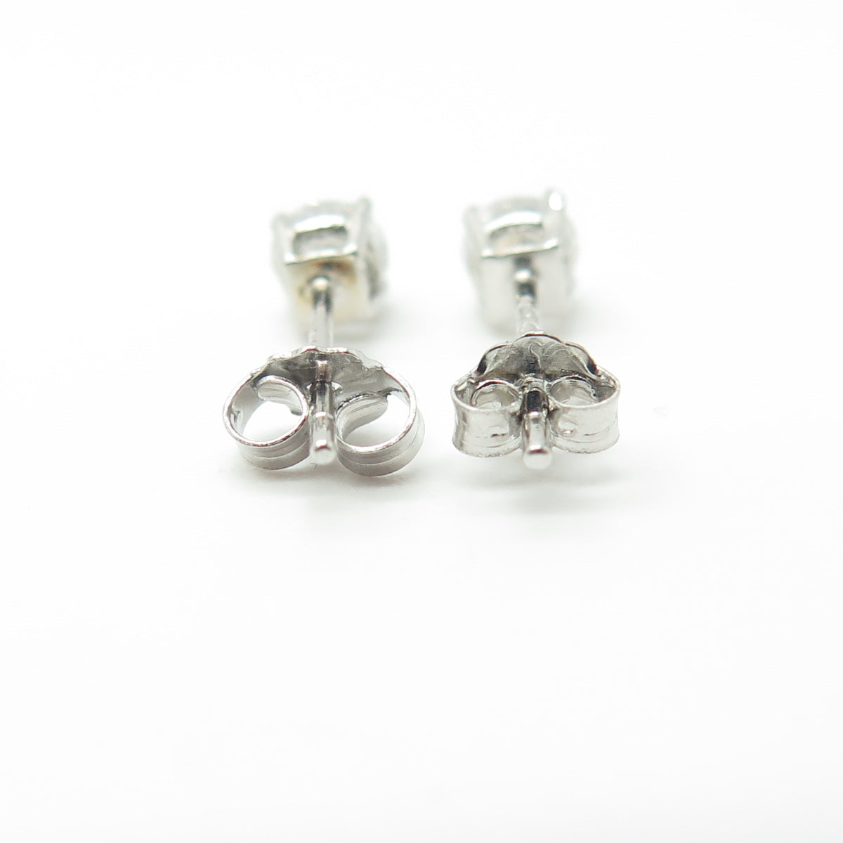 HAN 925 Sterling Silver Round-Cut Shaped C Z Stud Earrings