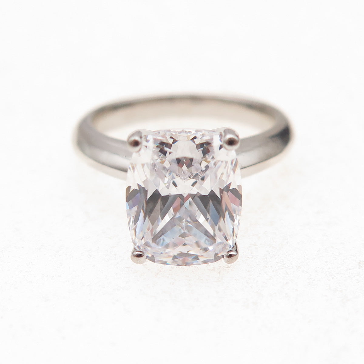 925 Sterling Silver Cushion-Cut C Z Engagement Ring Size 5
