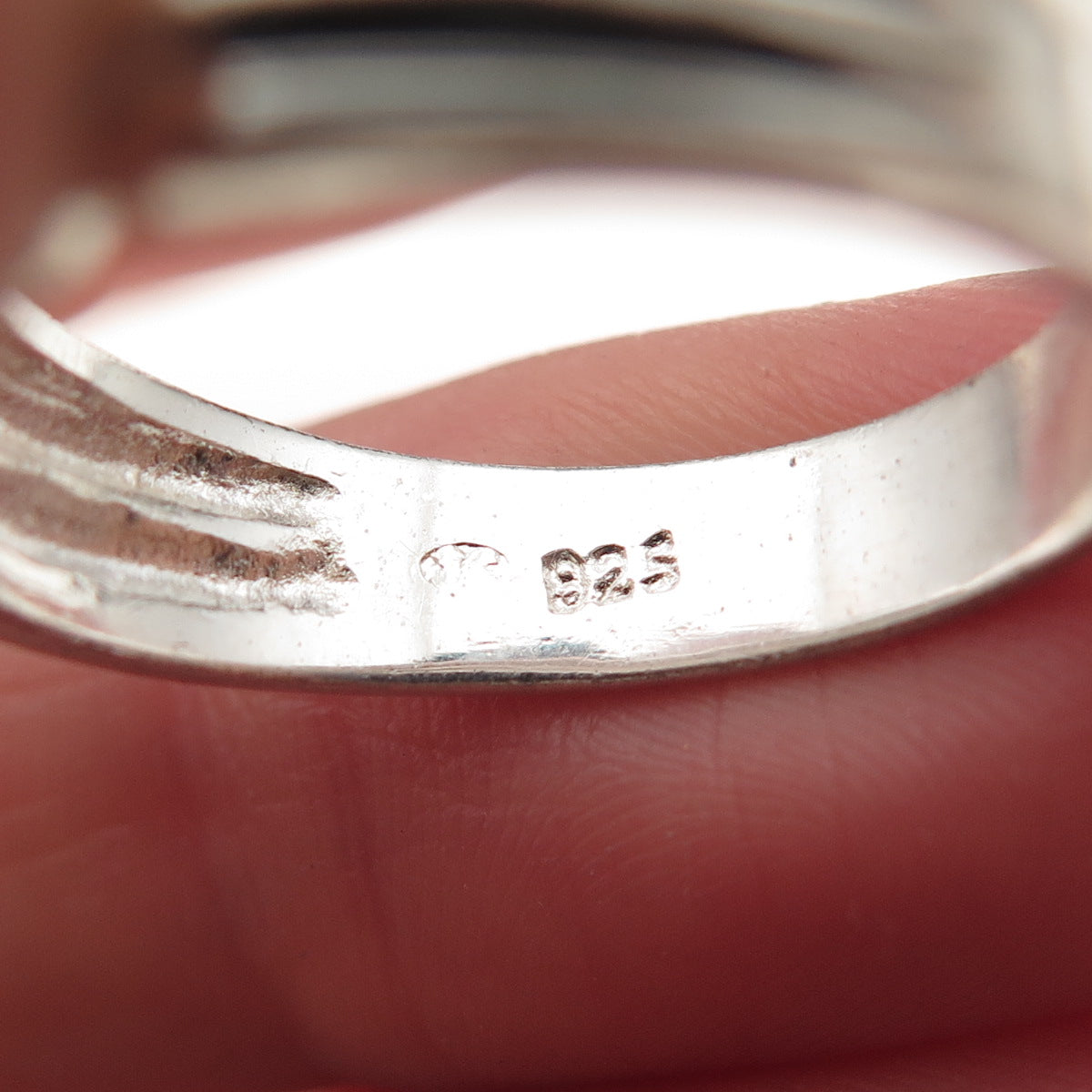 925 Sterling Silver Real Round-Cut Diamond Wavy Band Ring Size 9