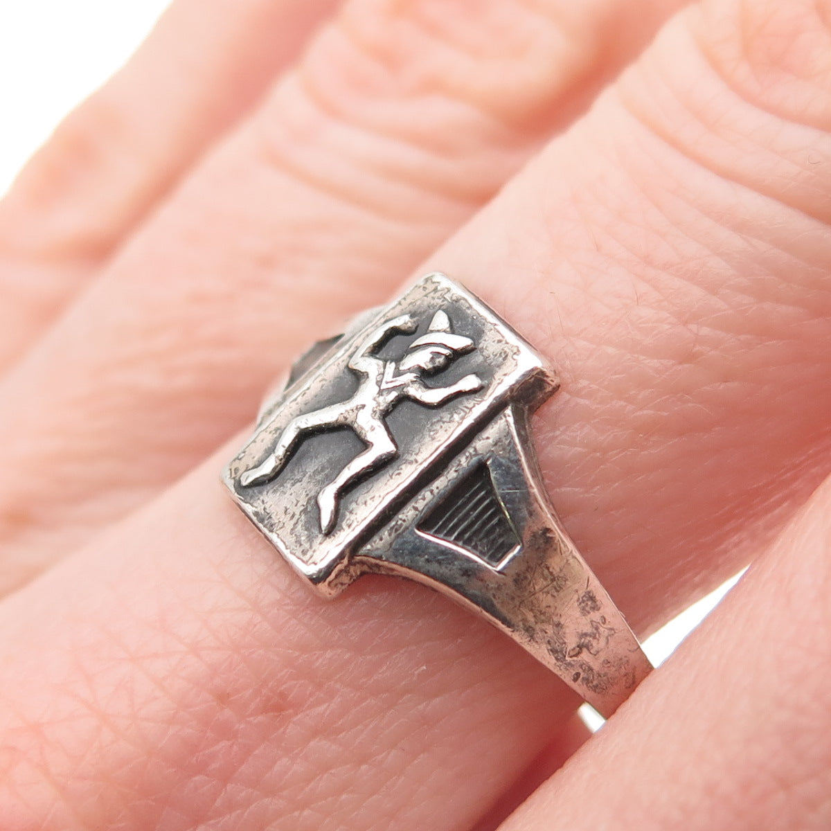 ROBBINS & CO. 925 Sterling Vintage Brownie Girl Scout Adjustable Ring Size 7.75