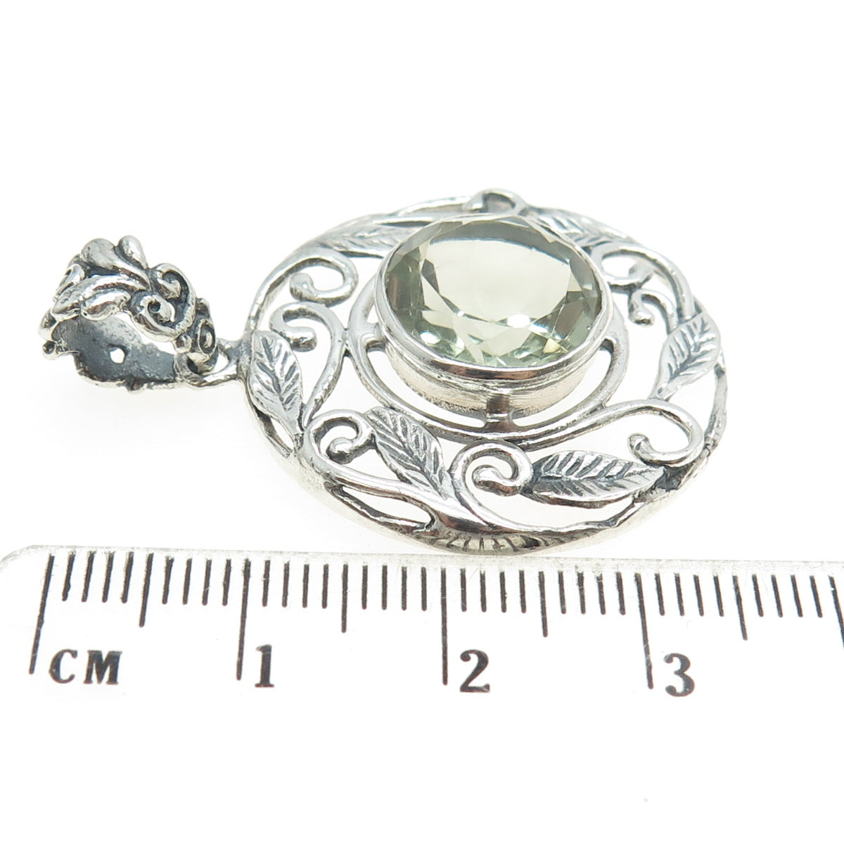 925 Sterling Silver Vintage Real Green Amethyst Gemstone Leaf Pendant