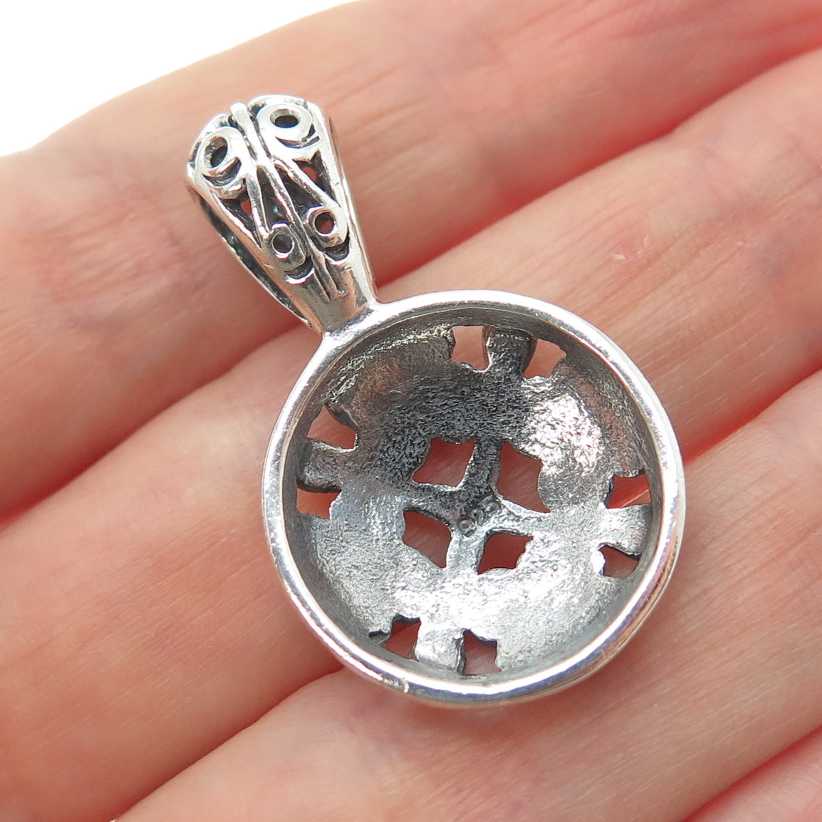 925 Sterling Silver Vintage Flower Blossom Oxidized Charm Pendant