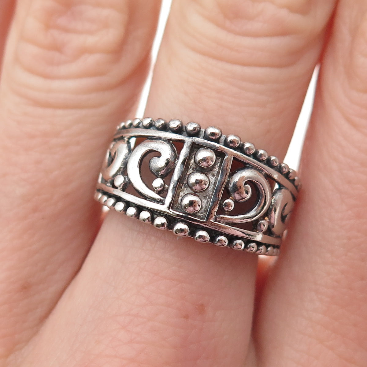 925 Sterling Silver Vintage Swirl Beaded Oxidized Ring Size 6.75