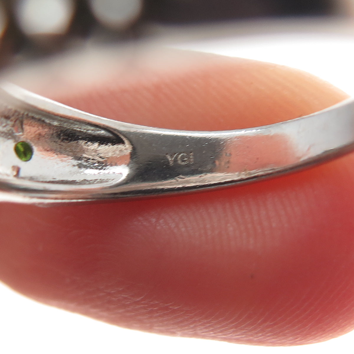 925 Sterling Silver Real Round-Cut Peridot Beaded Ring Size 7.5